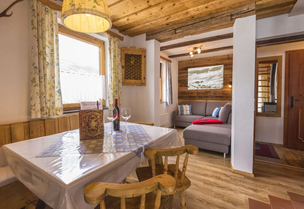 Selbstversorgerhütte in Salzburg mieten - AUSZEIT Almchalet in der Karneralm